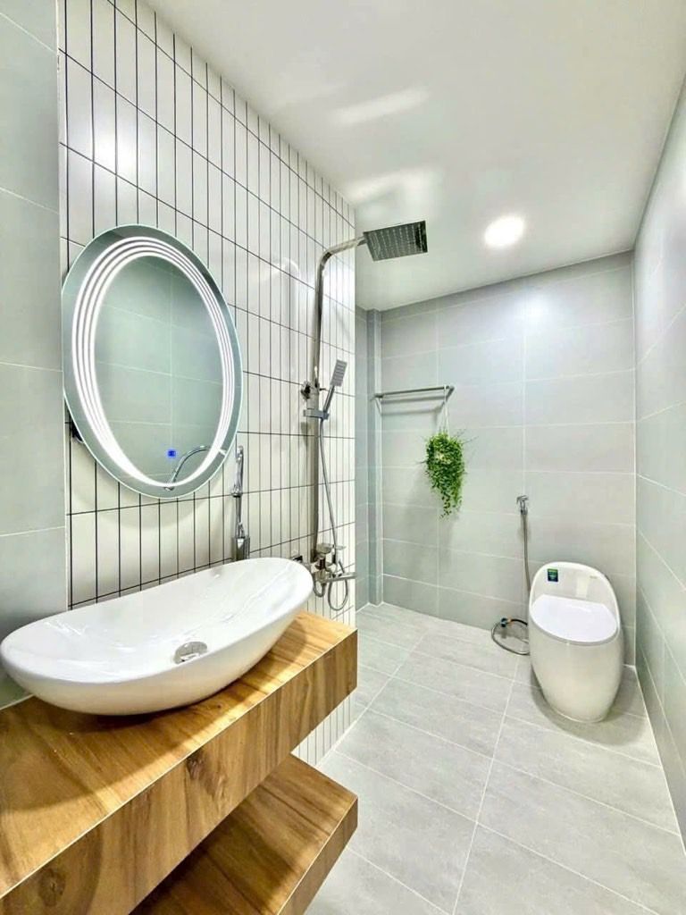 Nhà đẹp ở ngay 45m2 Phan Văn Trị - Bình Thạnh - Nhỉnh 6 tỷ